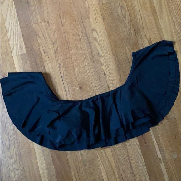 Tempt Me Off Shoulder Ruffled Bikini Top - Picture 2 of 4